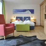 Hotel Impuls Tirol 4*