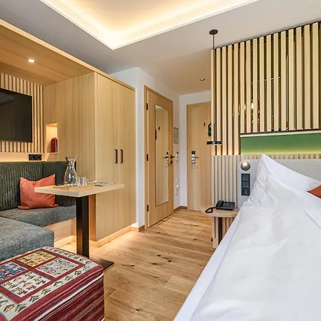 Hotell Impuls Tirol 4*